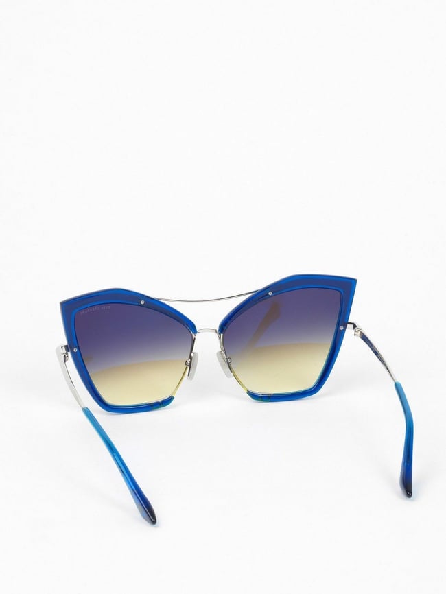 Dita creature online