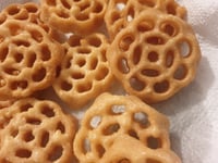 Image 1 of Kuih Loyang
