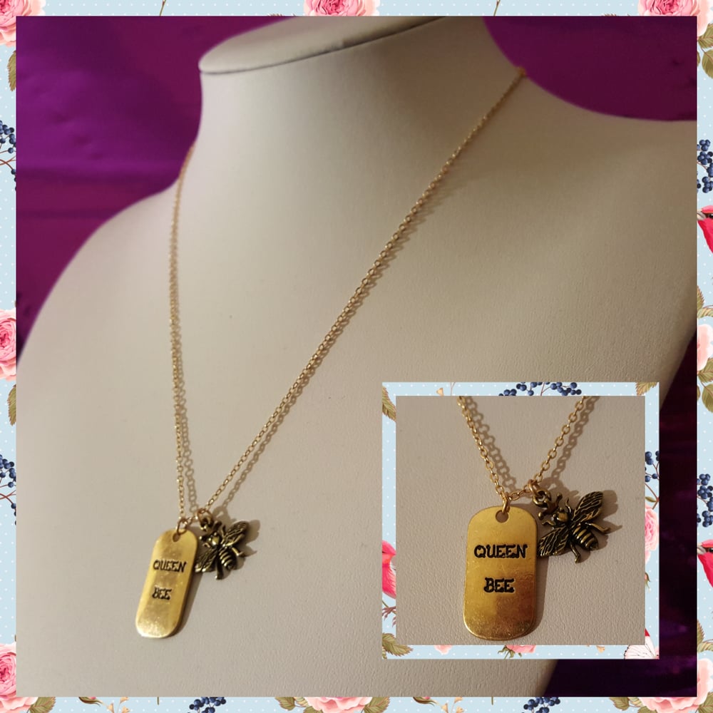 Image of Queen Bee Necklace 