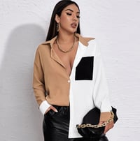 Image 2 of COLOR BLOCK TOP