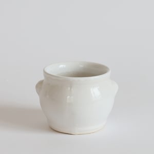 Image of Pot blanc émaillé