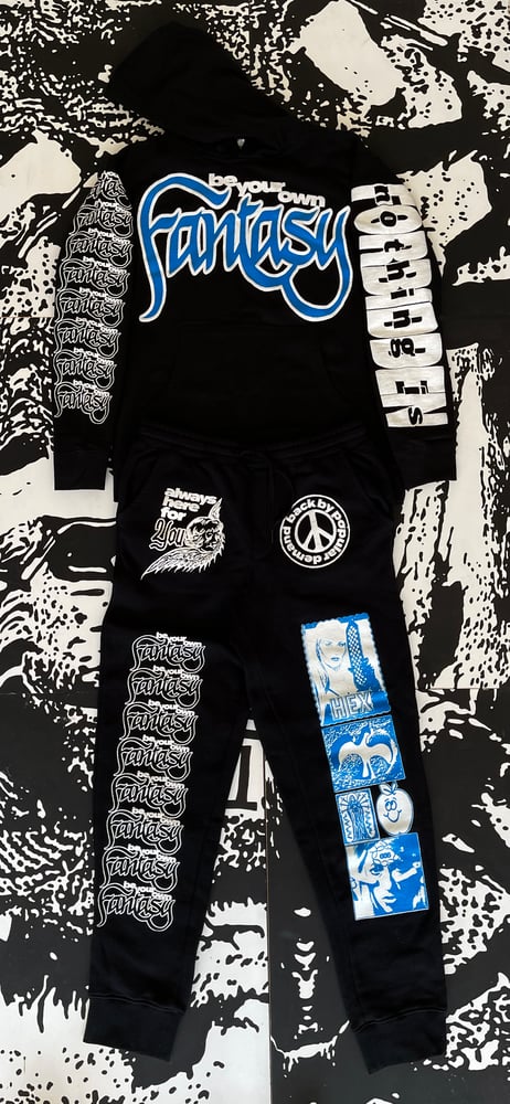 Image of (BE YOUR OWN) FANTASY SWEATSUIT (SET OF 2)