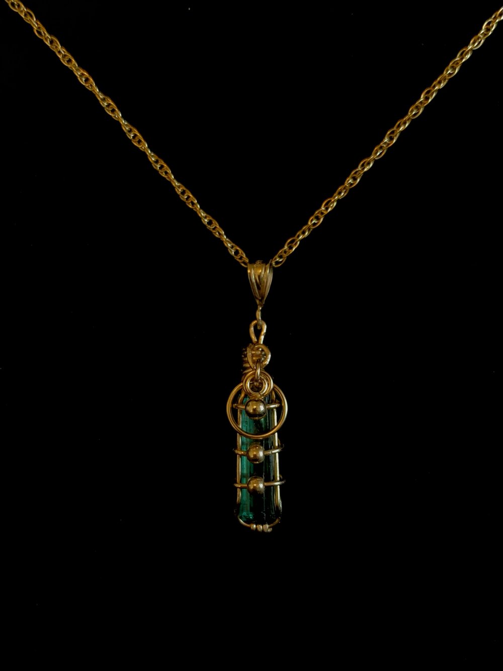 ⟢ 14k gold filled Green Tourmaline necklace ⟣