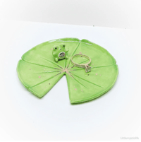 Image 1 of Lily pad frog ring dish