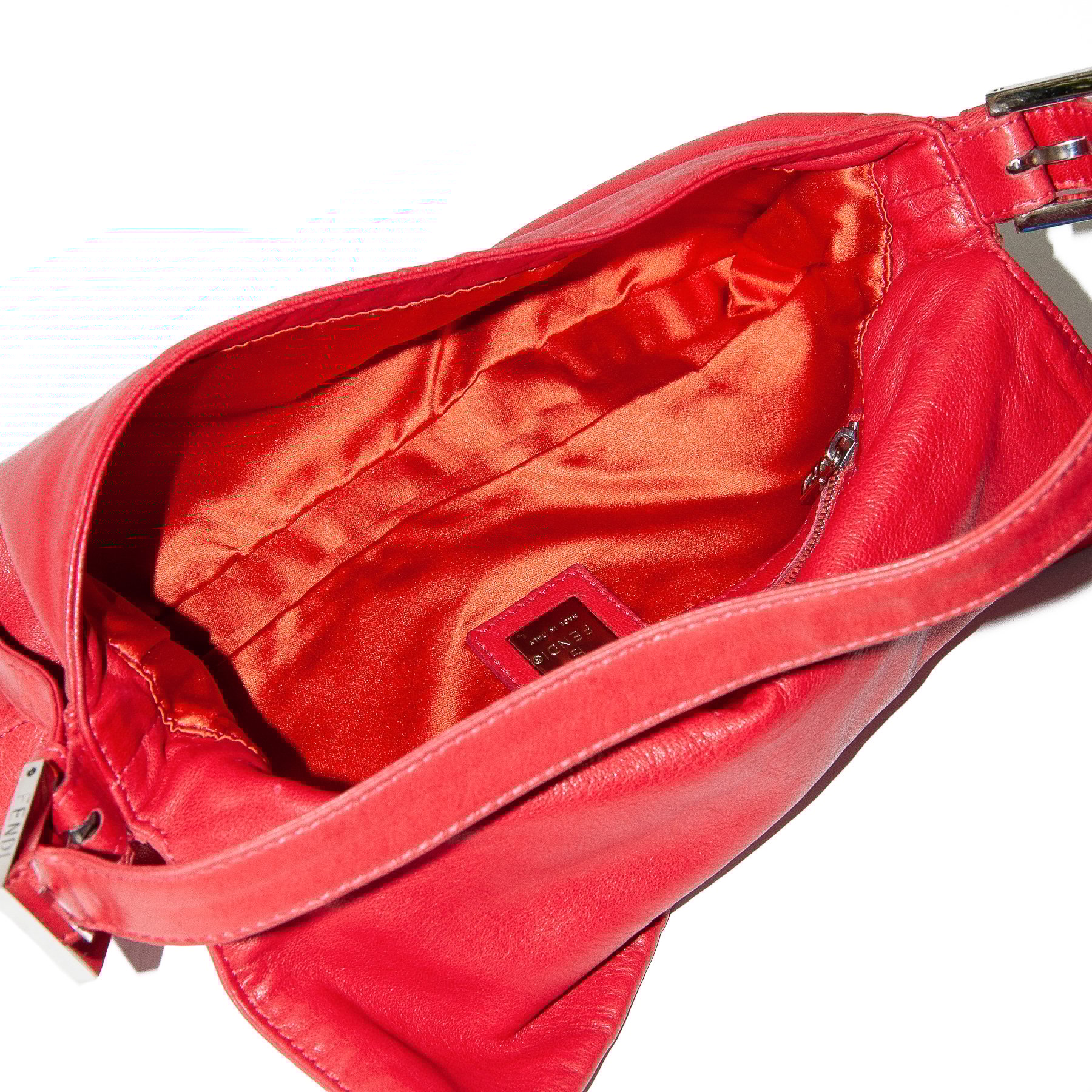 Image of Fendi Leather Baguette Shoulder Bag Red