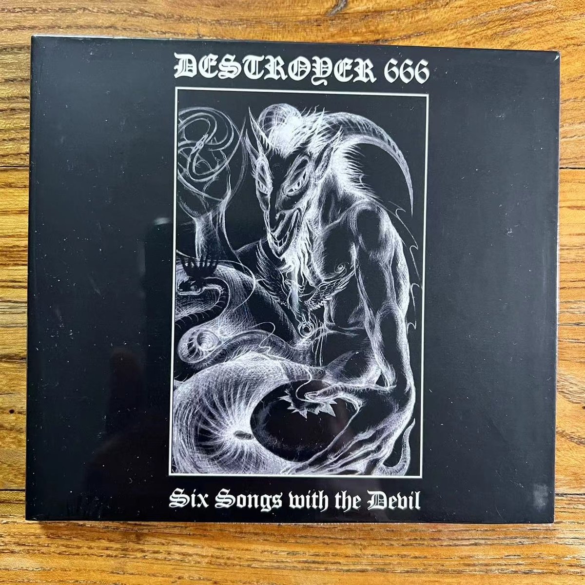 SDLXXX Destroyer 666 (Aus) - Six Songs with the Devil - Digipack