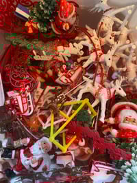 Image 3 of June 8th  Vintage Treasure & Trash Wreath Making Class copy