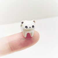 Image 3 of Tiny leaf bear figurine