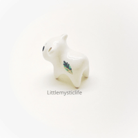 Image 4 of Tiny leaf bear figurine