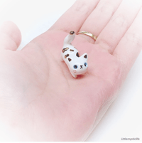 Image 3 of White and gold spot cat figurine