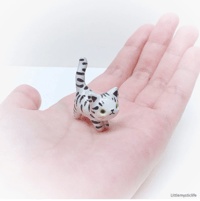 Image 2 of Tabby cat figurine with hole for dry flower