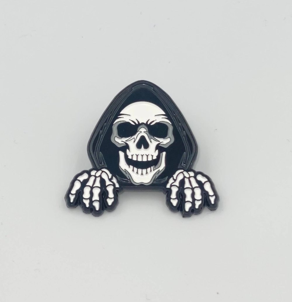 Peeking Reaper enamel pin