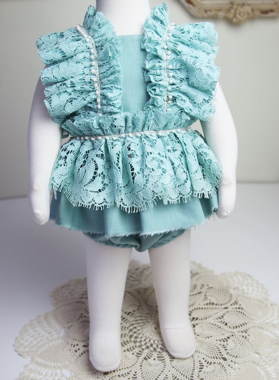 Image of Sitter Set - a