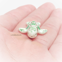 Image 2 of Green baby turtle figurine