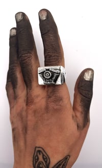 Image 1 of Motor Signet