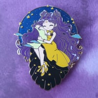 Image 2 of Luna Moon Hug - C grade (flawed grade)