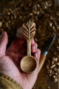 Image 4 of ‘ Oak Leaf Handle Coffee Scoop