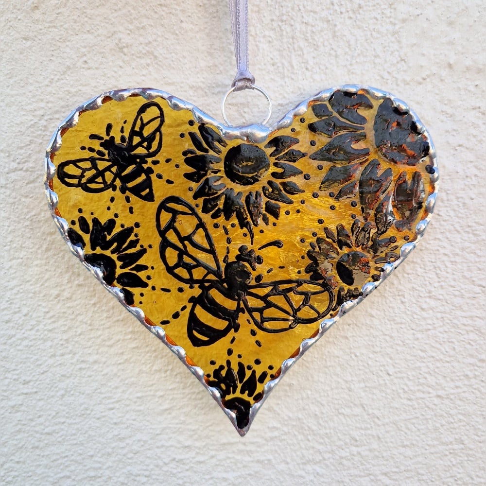 Image of Large Bee and Sunflower Scene Heart