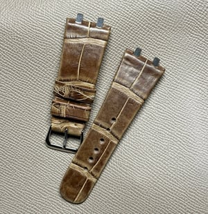 Image of Vintage Tobacco Alligator Hand-rolled AP Royal Oak Watch Strap