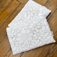 Image 3 of Pochette • crochet floral
