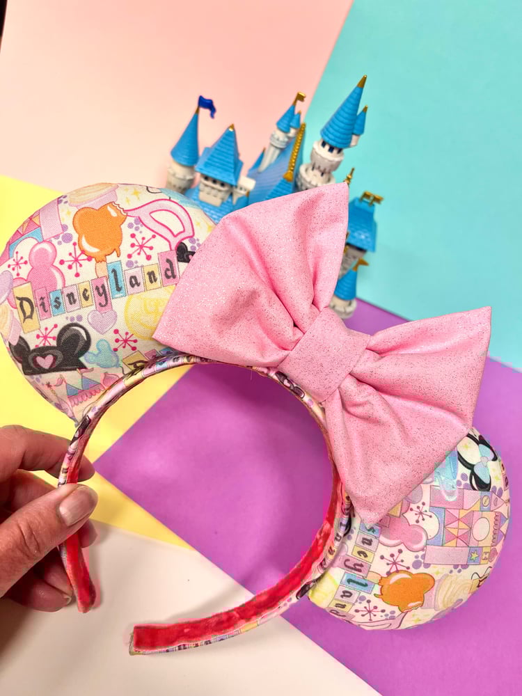 Image of Classic Disneyland Marquee Earz