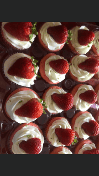 Image 4 of Custom Cupcakes