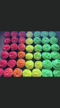 Image 4 of Cupcakes 