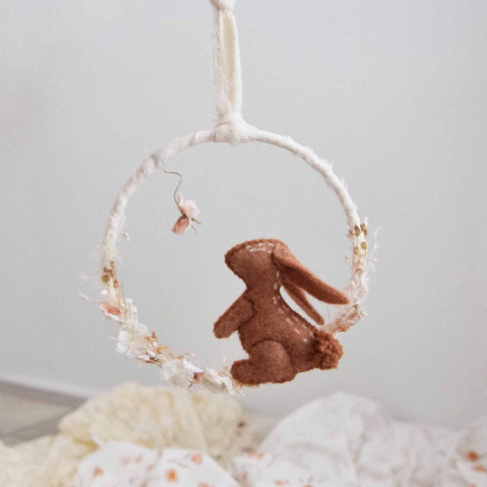 Image of Petite déco à suspendre lapinou et papillon