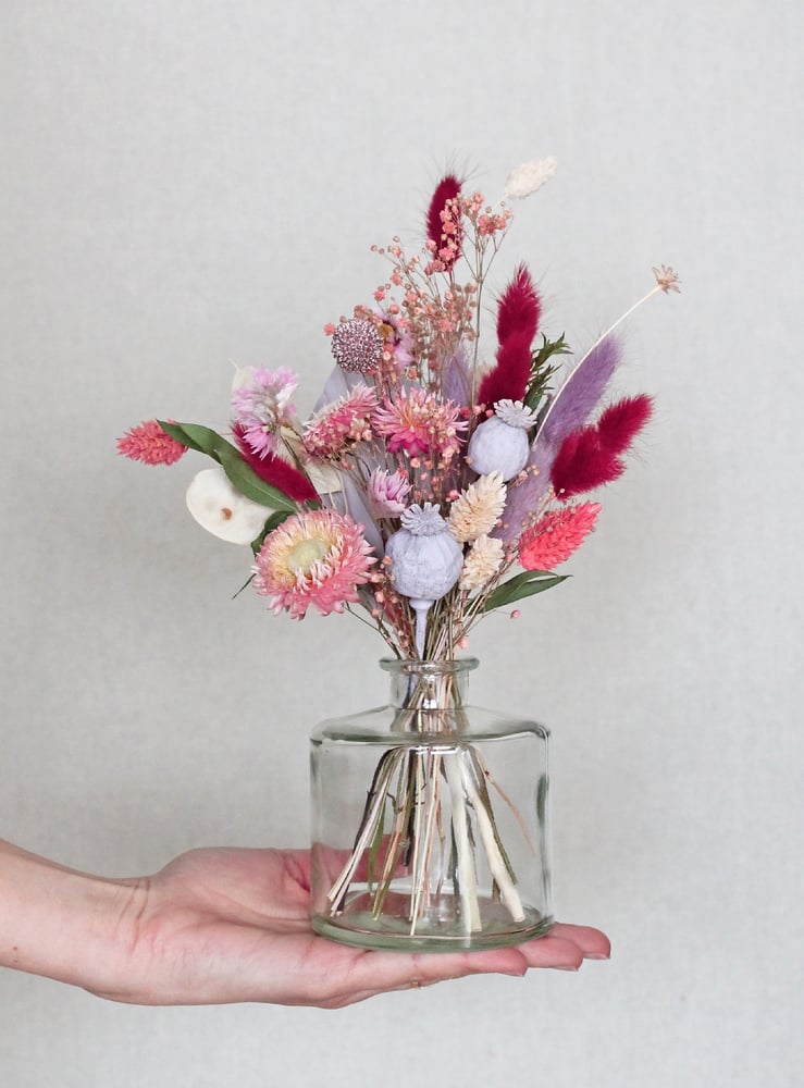 Image of SFUMATO | Delicato bouquet in vaso