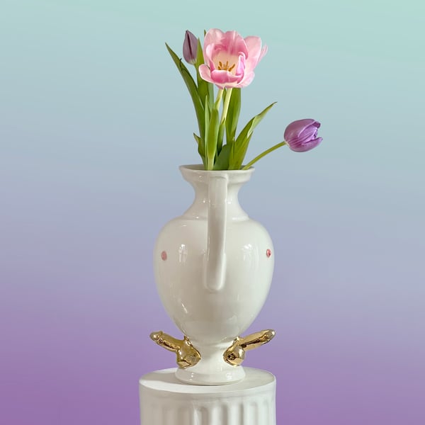 Image of Goldencocks Vase with 22Kt Gold