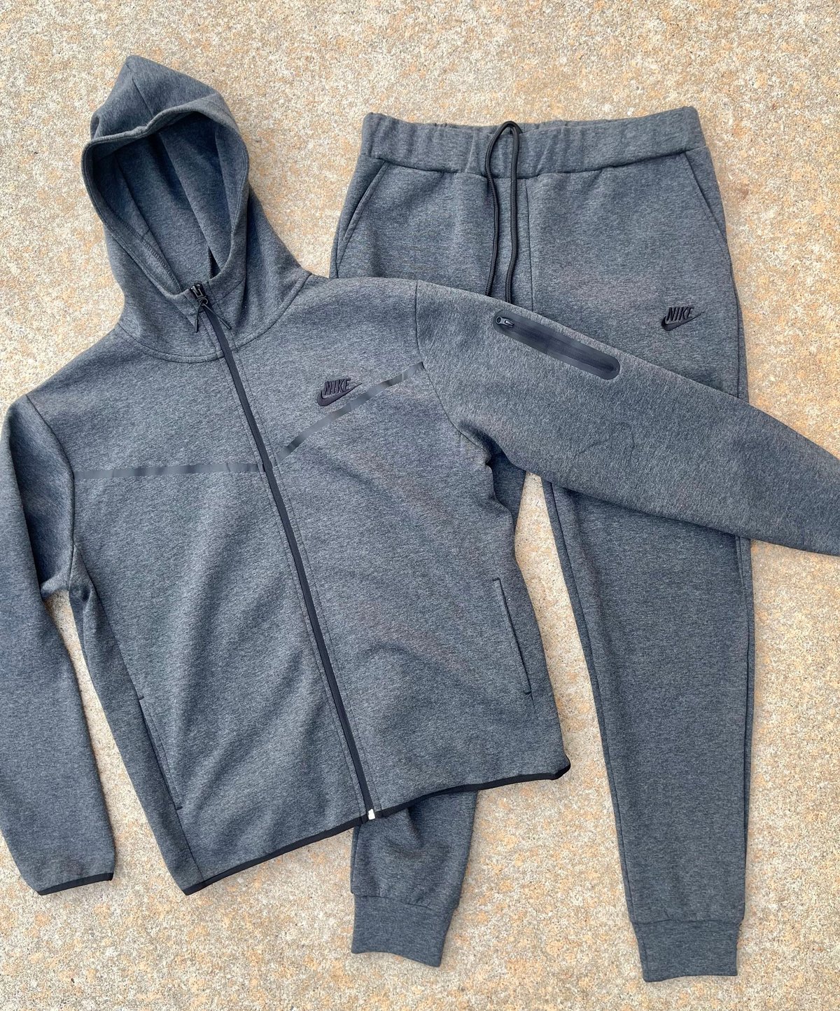 Men’s Dark Grey Slim Fit Tech Zip Up Hoodie Sweatpants Set