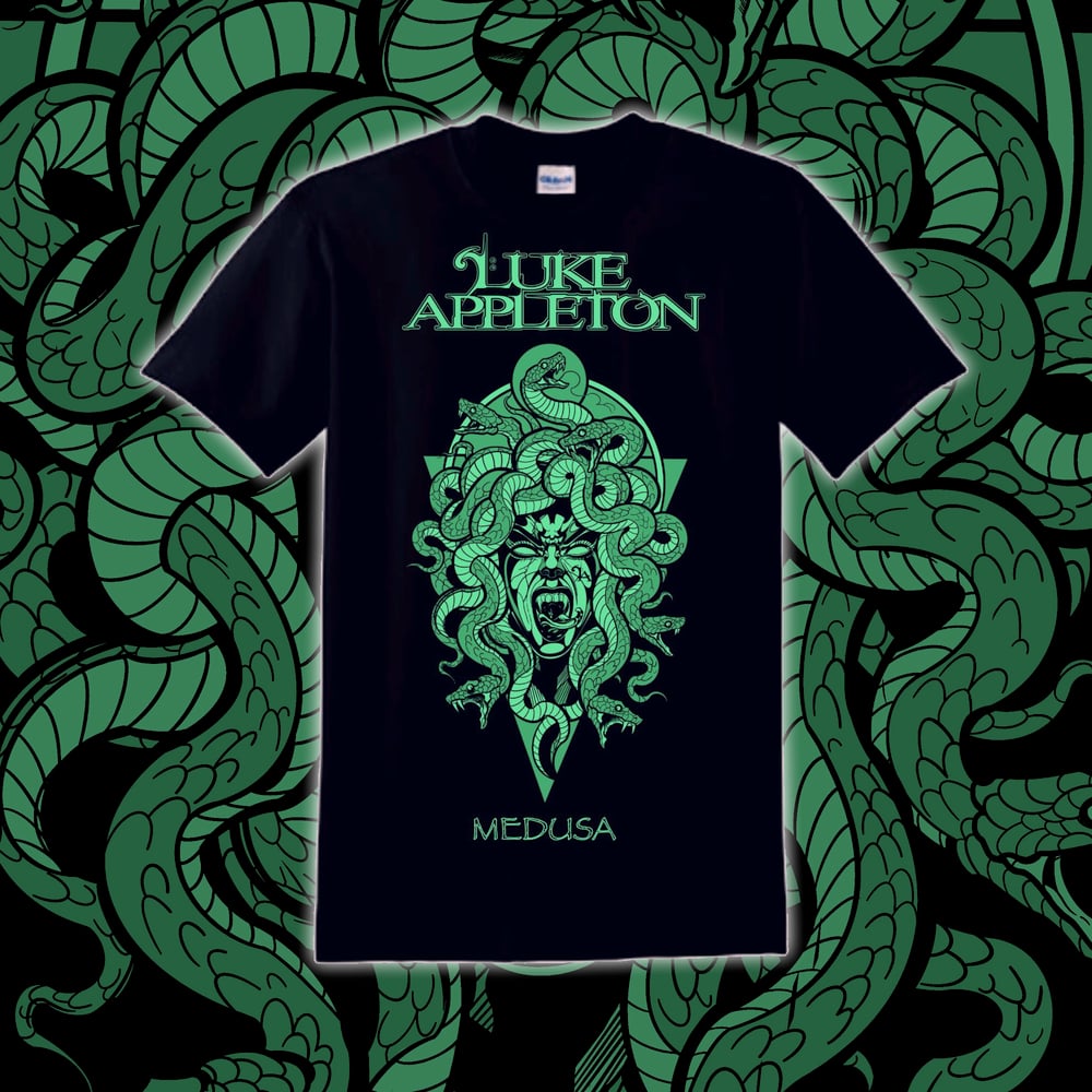 Medusa T-shirt 