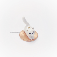 Image 2 of Tiny White kitty figurine