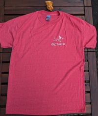 Red Arcturdyx T-shirt, Size Medium 