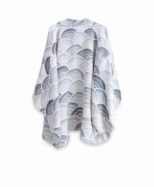 Image of Kort lys silke kimono med gråt viftemønster - vendbar