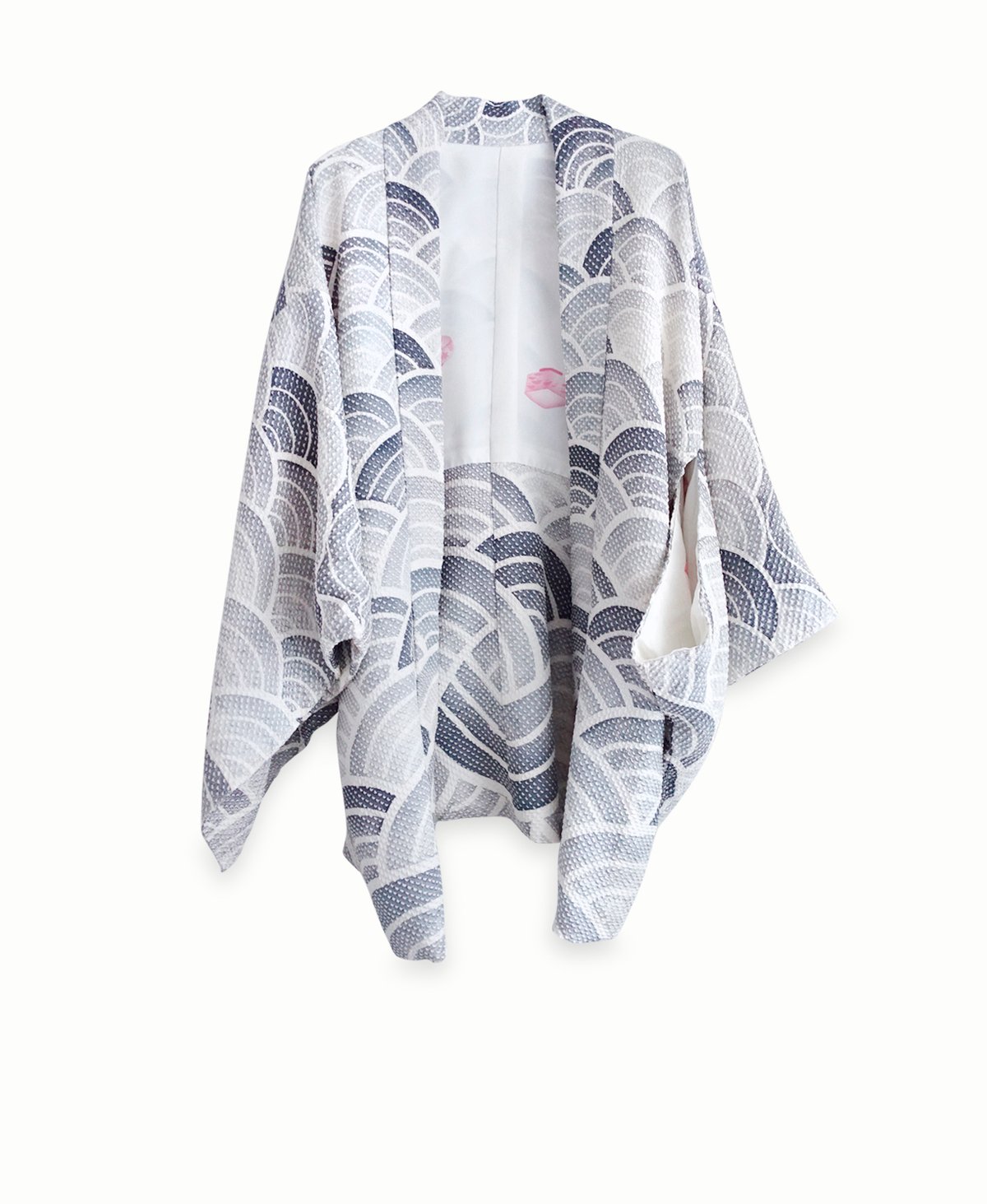 Image of Kort lys silke kimono med gråt viftemønster - vendbar