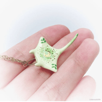 Image 4 of Green stingray necklace