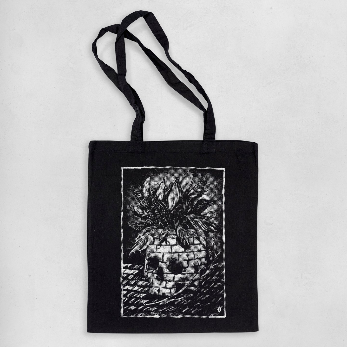 Image of OUTREVIE TOTEBAG