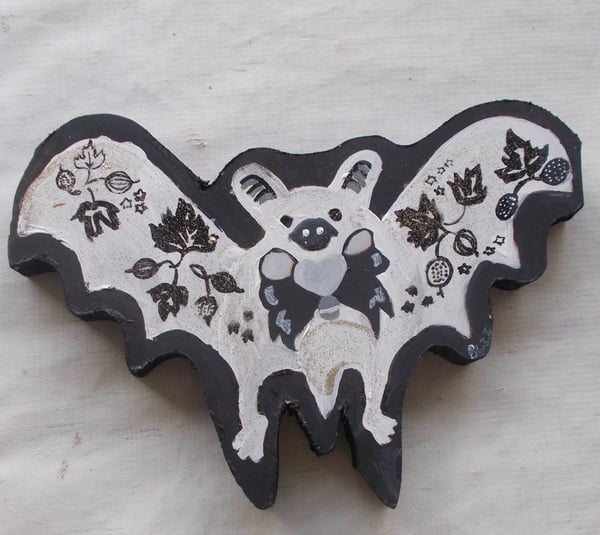 Image of Pyrex Bat