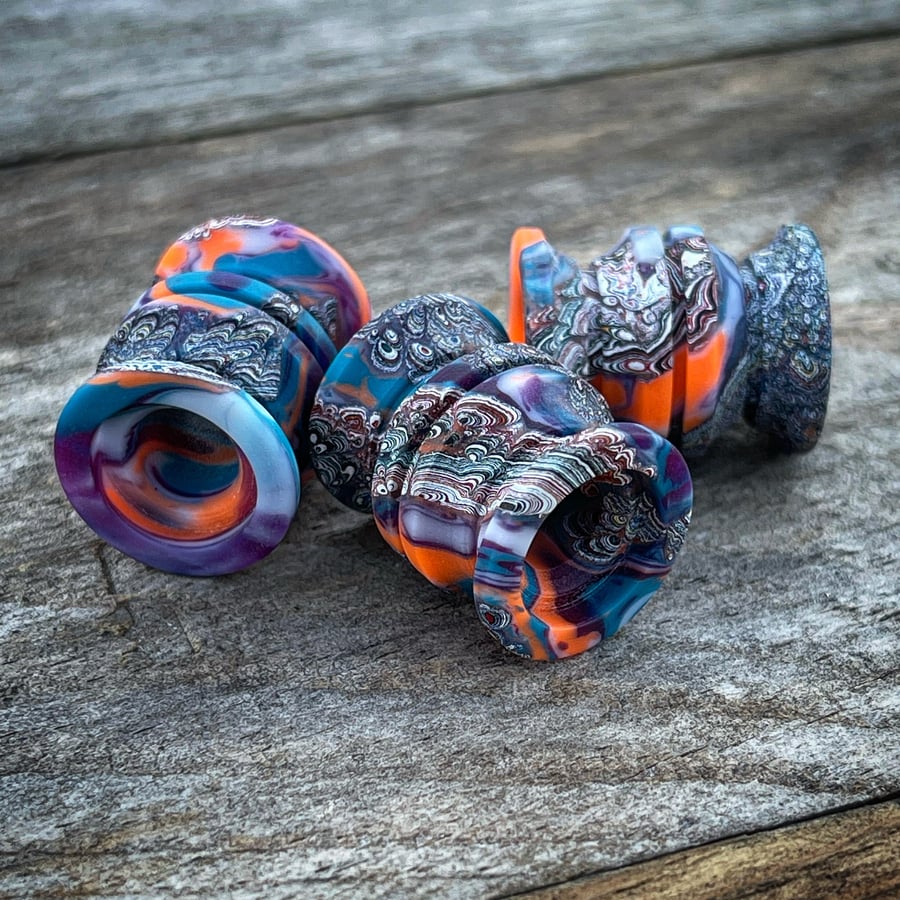 Image of Large Whirly Swirly Acrylic with Chunks of Fordite