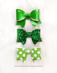 Green Day Day Bitty Bows