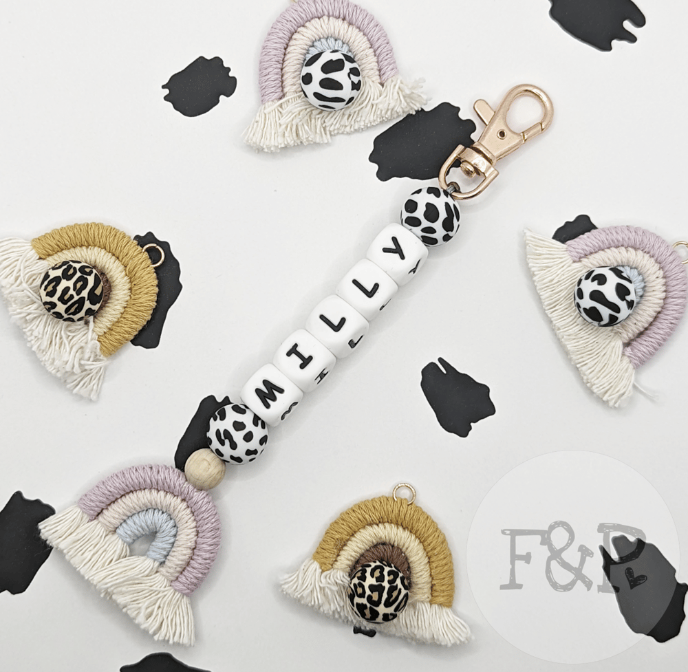 KEYRING: Macrame Rainbow