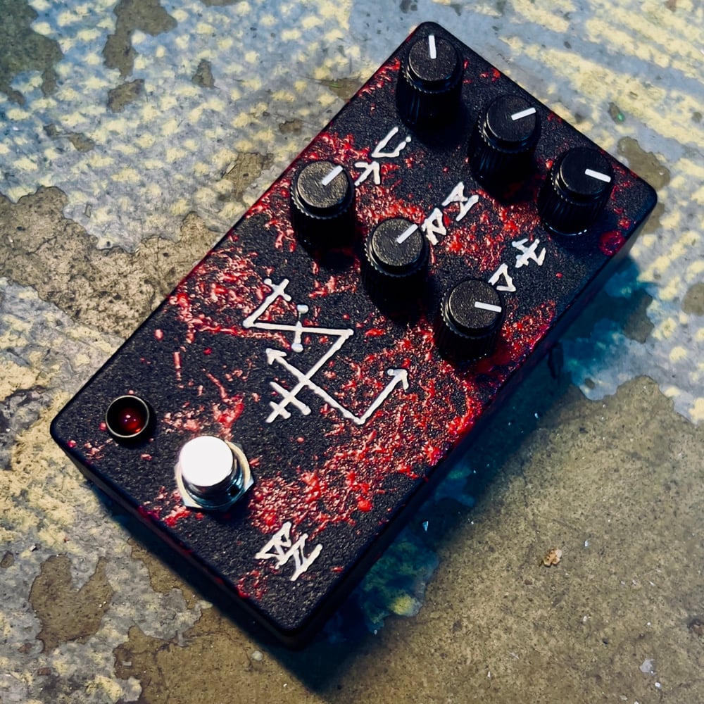 Distortion | BLACKHAWK AMPLIFIERS