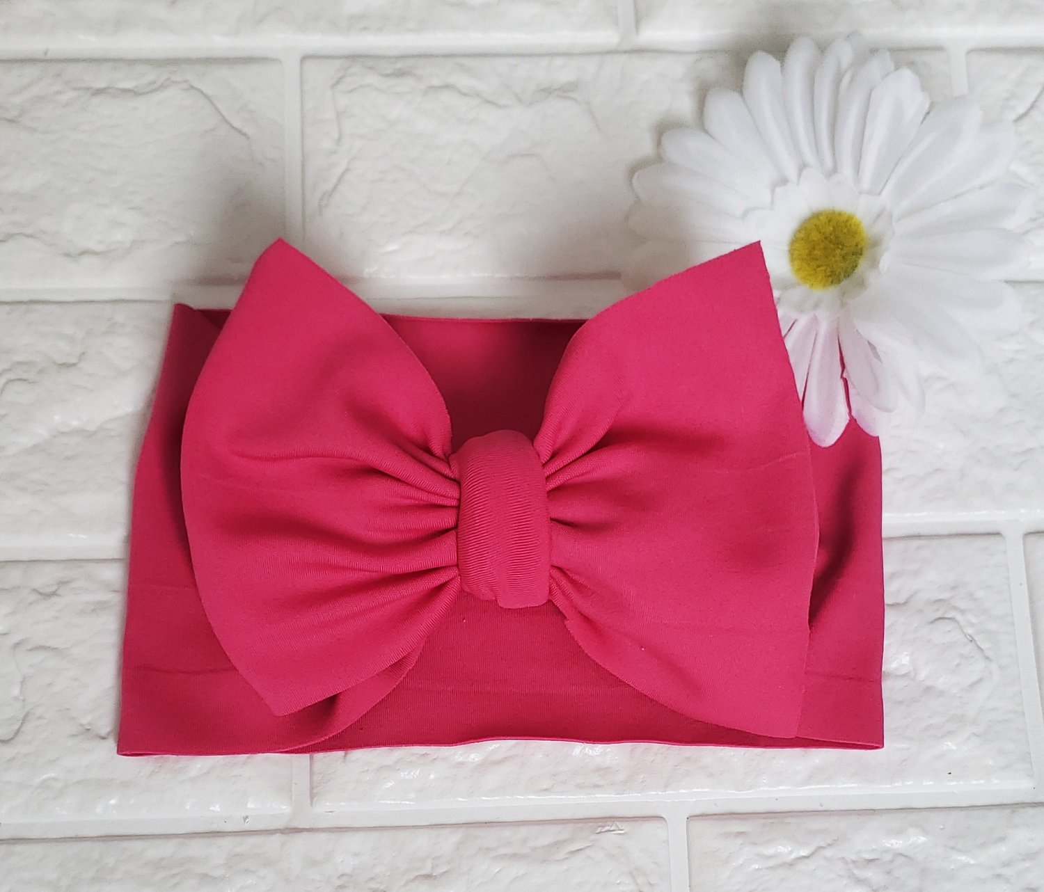 Image of Hot pink bow