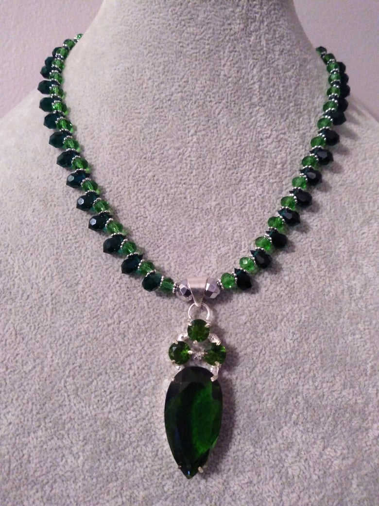 Image of PERIDOT PENDANT WITH PRECIOSA TEARDROP CRYSTAL BEADS