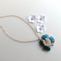 Image 2 of Luck of the Irish - Lucky Clover Horseshoe Necklace