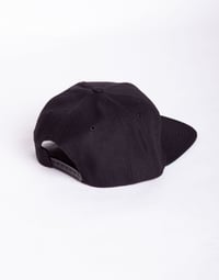 Image 2 of NR Snapback. BLACK/WHITE