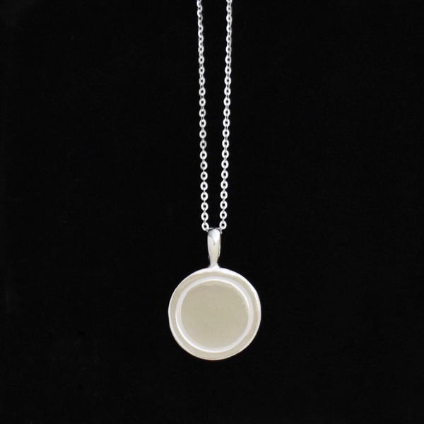 Image of 'White Moon' 950 solid silver necklace