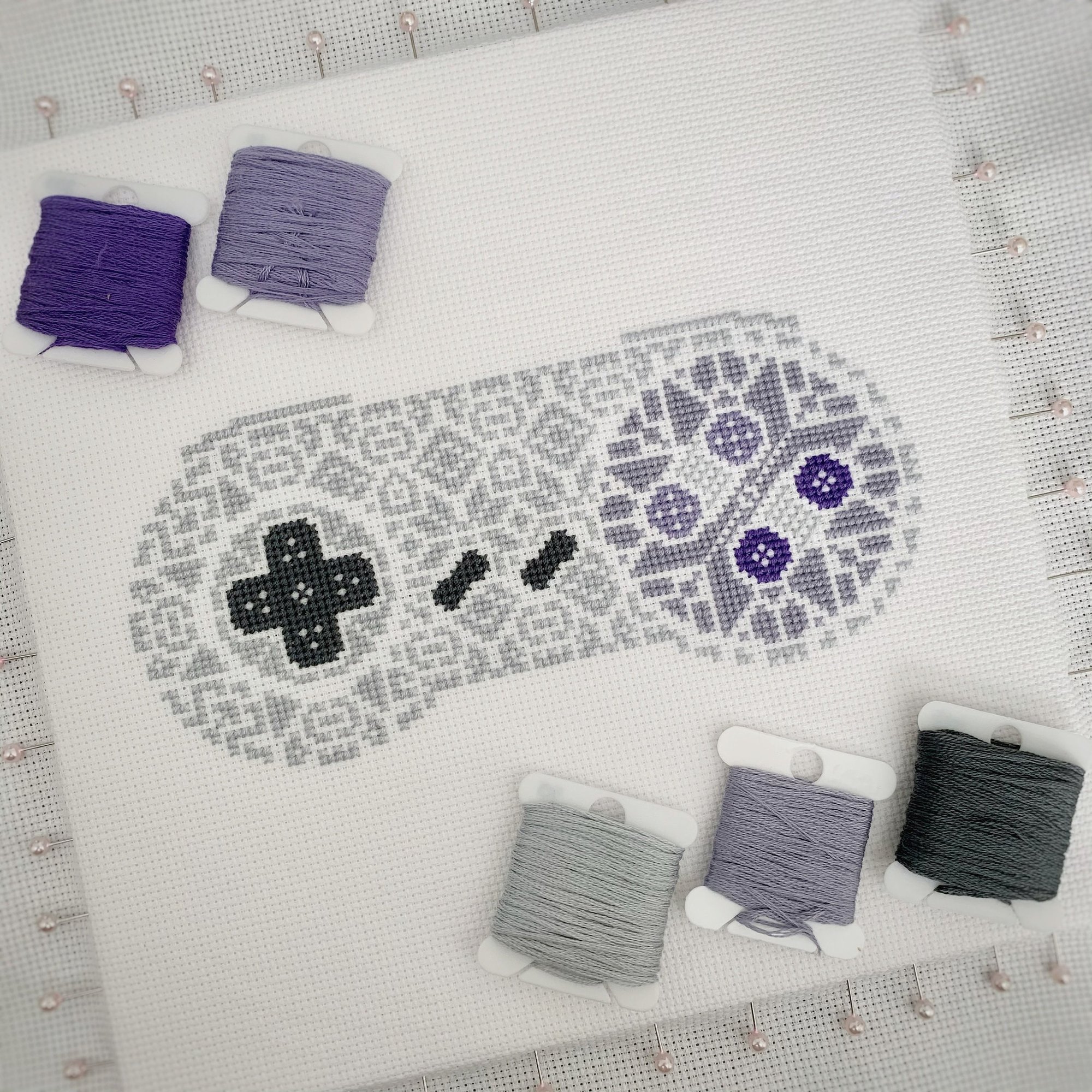 SNES Nintendo Controller Cross Stitch PDF Pattern | The Needle & Floss