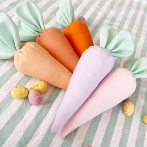Image of Mini fabric carrots